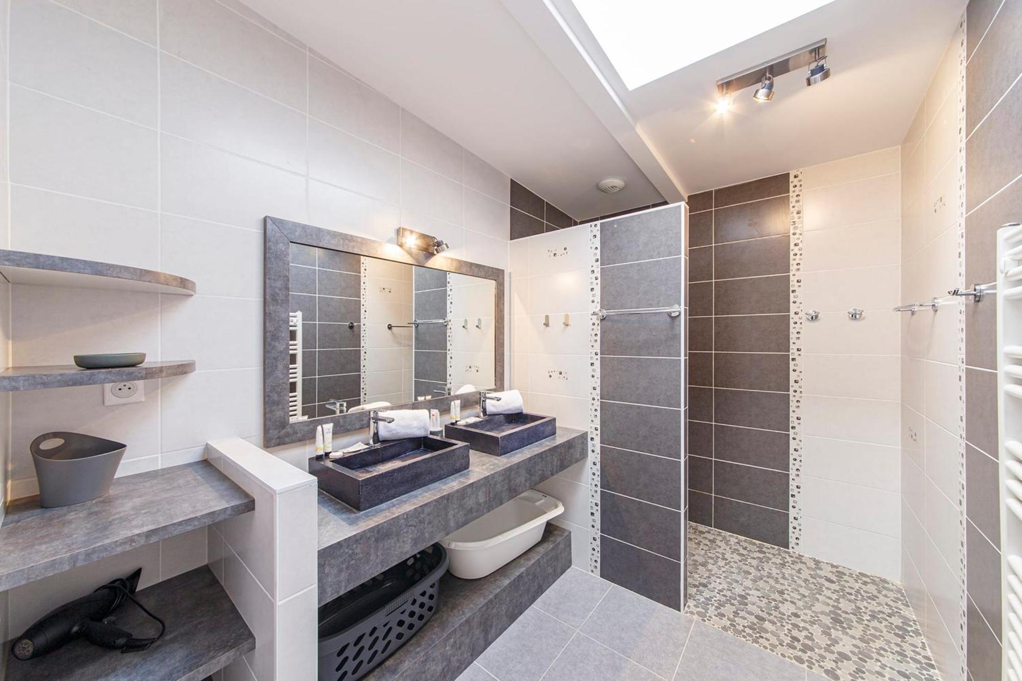 Holavre- Maison Pour 5P Avec Piscine Le Tour-du-Parc Exteriör bild